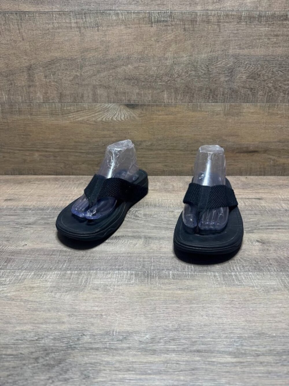 FitFlop Surfa Toe Post Black  Sandals Women's Size 10